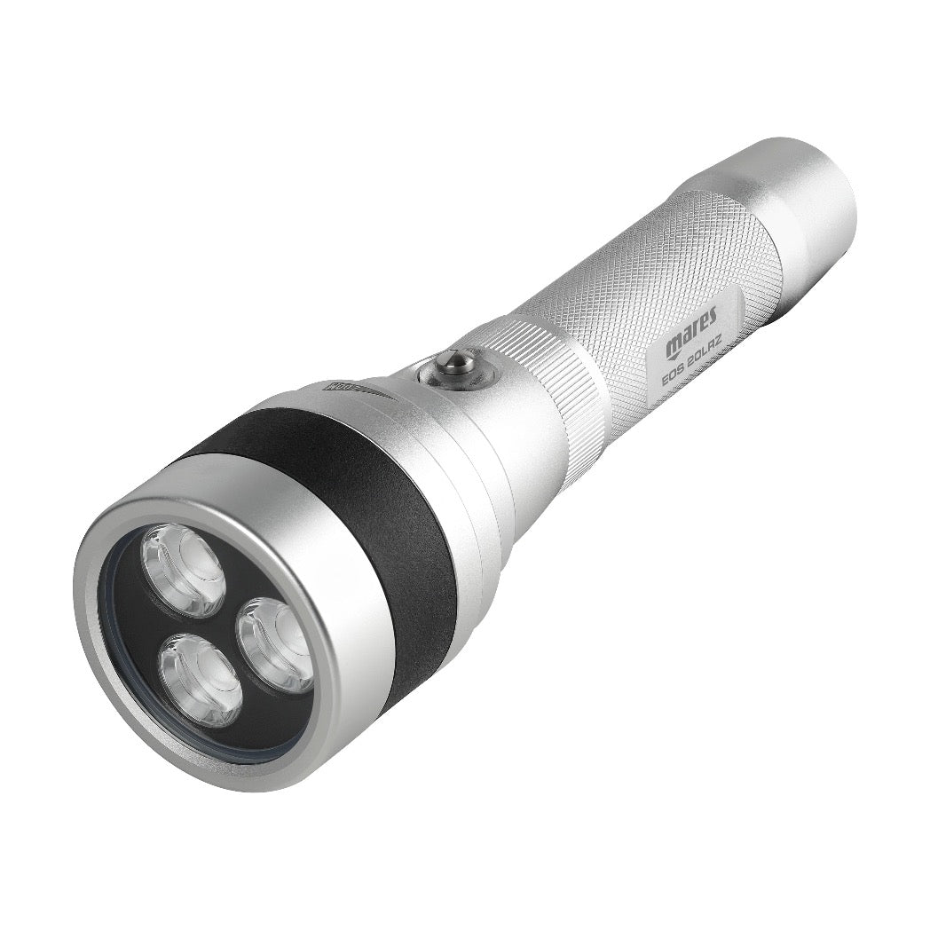 The Mares EOS 20LRZ underwater torch is an anodised aluminium rechargeable torch with 2300 lumens of power and 100 minutes of autonomy.&nbsp;